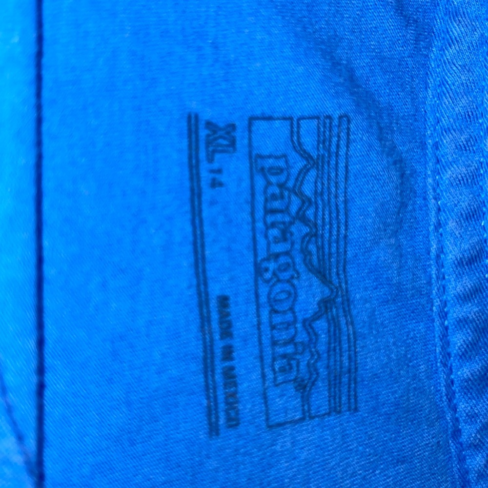 Patagonia T-shirt, kids extra large size 14, like New
